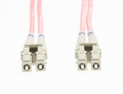 4cabling 2m Lc-lc Om4 Multimode Fibre Optic Cable: Salmon Pink Fl.om4lclc2mp