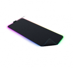 Razer Strider Chroma-Gaming Mouse Mat-FRML Packaging RZ02-04490100