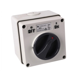 4C | Surface Switch IP66 3Pole 500V 20A 040.000.0139