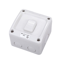4C | Weatherproof Single Switch 1 Pole 2Way IP66 250V 20A 040.000.0221