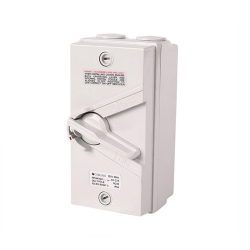 4C | Weatherproof Isolator 2 Pole IP66 250V 35A 040.000.0231