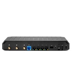 Cradlepoint E102 Small Branch Enterprise Router, Cat 7 LTE, Essential Plan, 2x SMA cellular connectors, 5x GbE RJ45 Ports, Dual SIM, 3 Year NetCloud BK03-0102C7D-GM