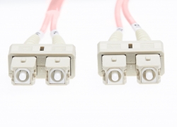 4cabling 0.5m SC-SC OM4 Multimode Fibre Optic Cable: Salmon Pink - 2mm - FL.OM4SCSC05MP