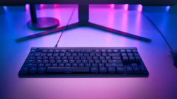 Logitech G515 Lightspeed TKL Wireless Gaming Keyboard (Black) USB-A to USB-C charging and data cable (1.8 m) 920-012580