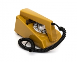 GPO TRIM PHONE PUSH BUTTON - MUSTARD GPO-TRIM-MTD