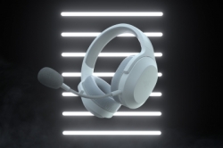 Razer Barracuda X-Wireless Multi-Platform Gaming and Mobile Headset-Mercury White-FRML Packaging RZ04-03800200-R3M1