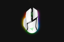 Razer Basilisk V3 Pro White Edition-Ergonomic Wireless Gaming Mouse RZ01-04620200-R3A1