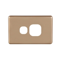 4C | Classic Single Power Point Polycarbonate Cover Plate - Gold Colour 040.000.0038