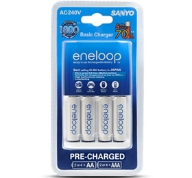 Sanyo Eneloop Battery Charger with 4x AA Batteries Pre-charged using solar power BC-KJN4B40TA